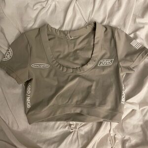 Darc Sport Cream Crop T-Shirt Short Sleeve